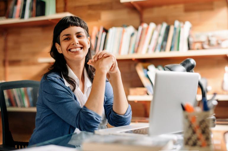 Mujer sonriendo